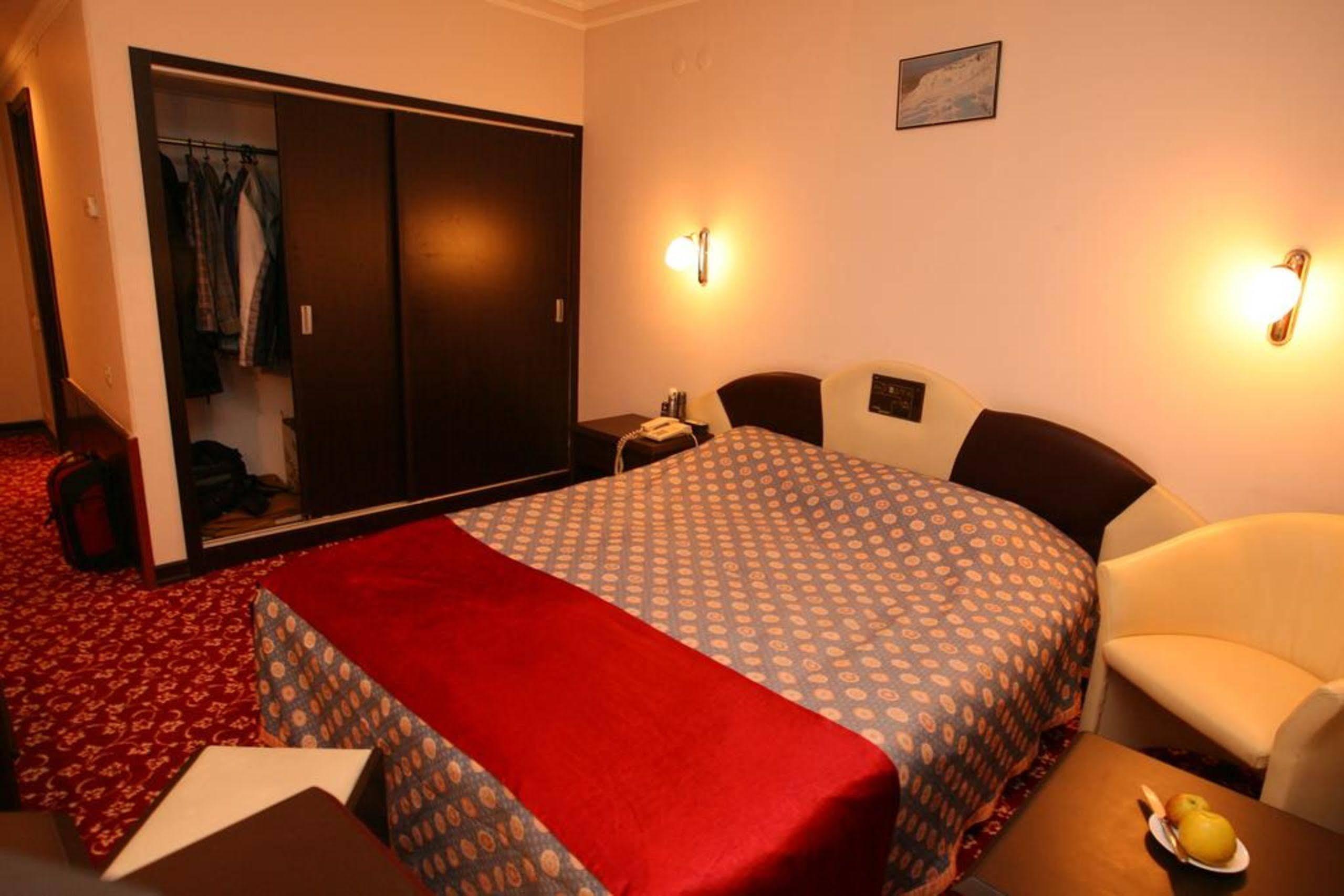 Akyuz 3* Ankara
