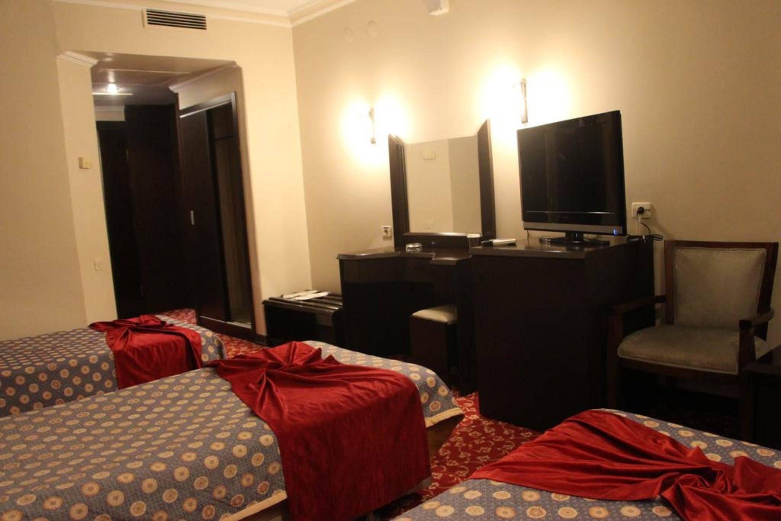 Akyuz Otel